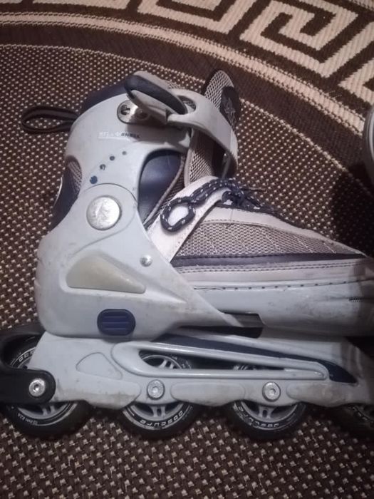 Роликові ковзани