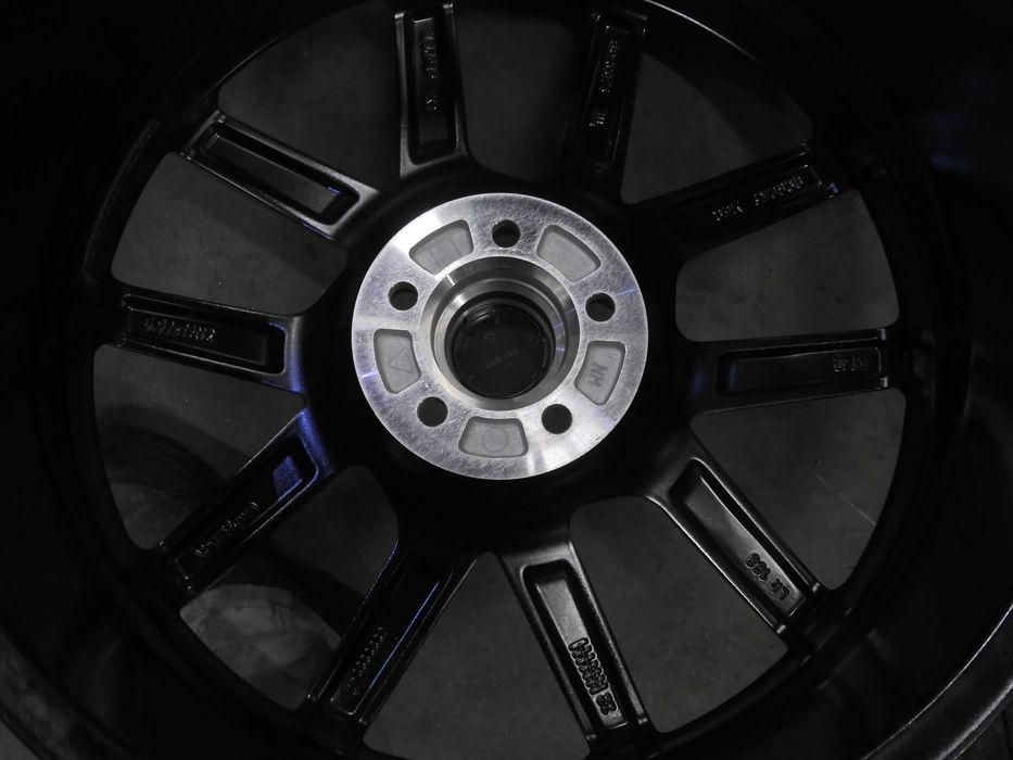 1x Alufelga 18 5x108 8J ET45 Borbet ET45 2023rok piasta 72,6mm
