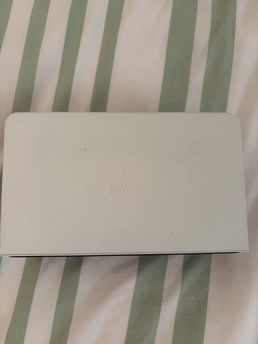 Nintendo switch oled com comando