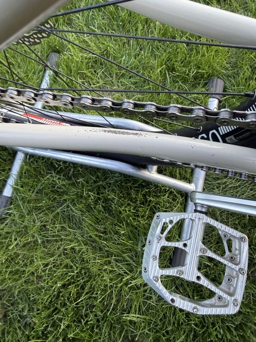 Pivot point dirt bike mojave