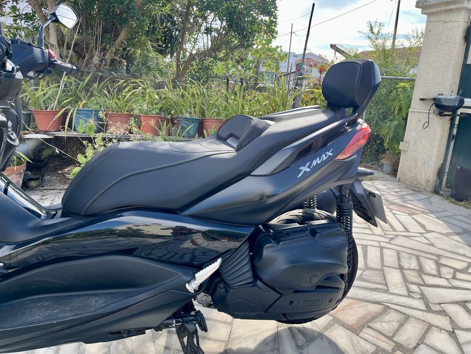 Yamaha XMAX 400 Iron Max