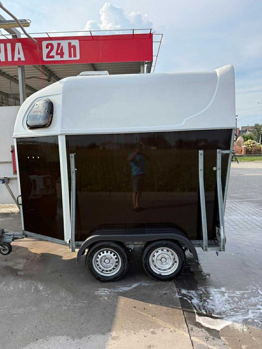 Wynajem przyczepy 1 konnej