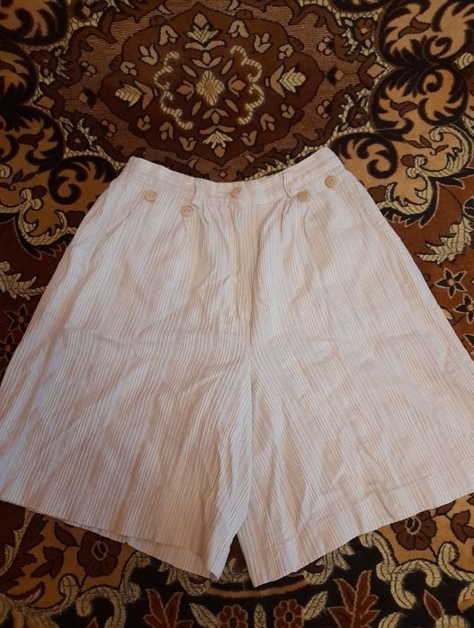 Шорты,майки,топы на девочку,36-38европейский, S-M размер