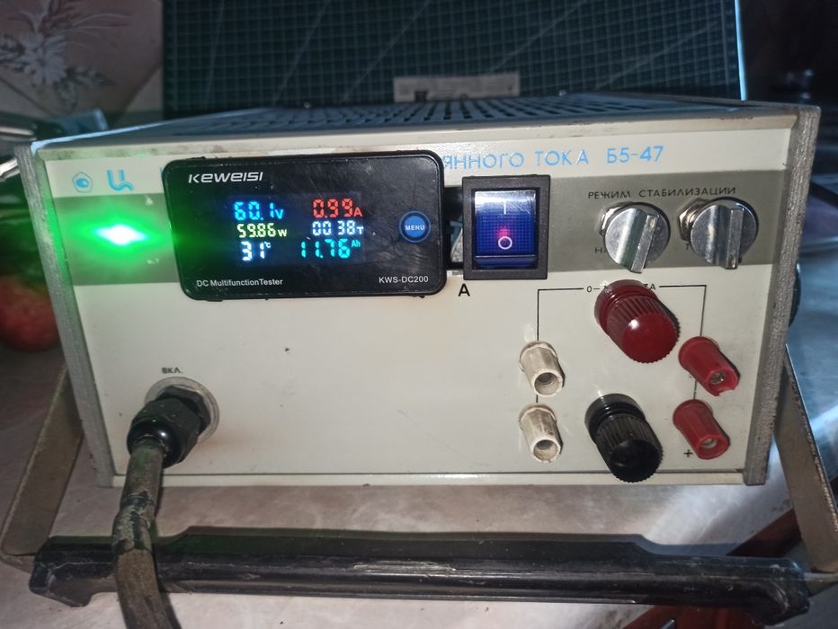 Мощный блок питания зарядное Flatpack 48v 37a 1800w а также 24в 50а