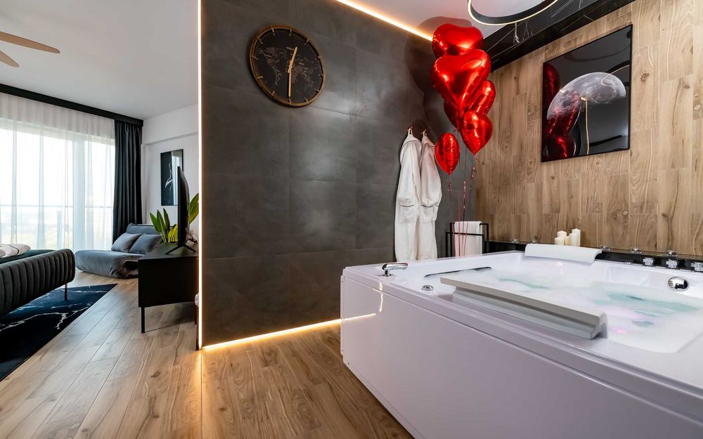 Zmysłowy Apartament VIP - prywatna sauna i jacuzzi tylko dla Was