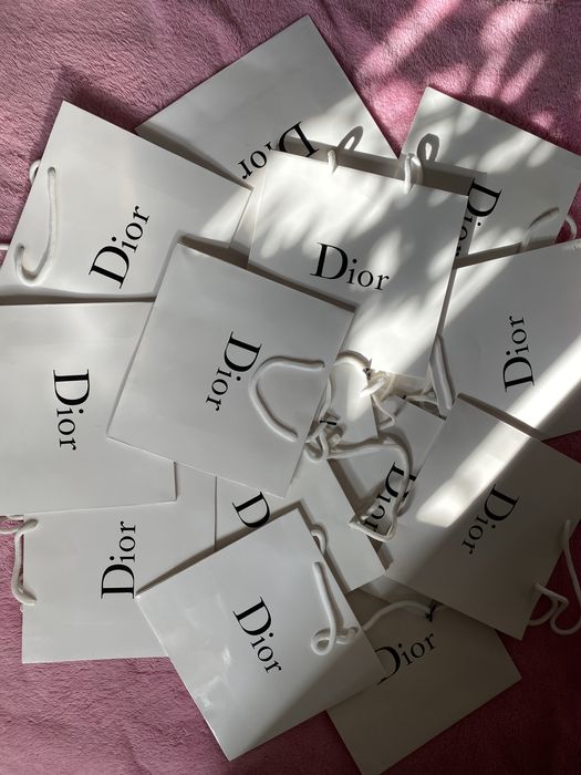 Брендовые пакеты, коробки, пыльники, карточки, аксессуары