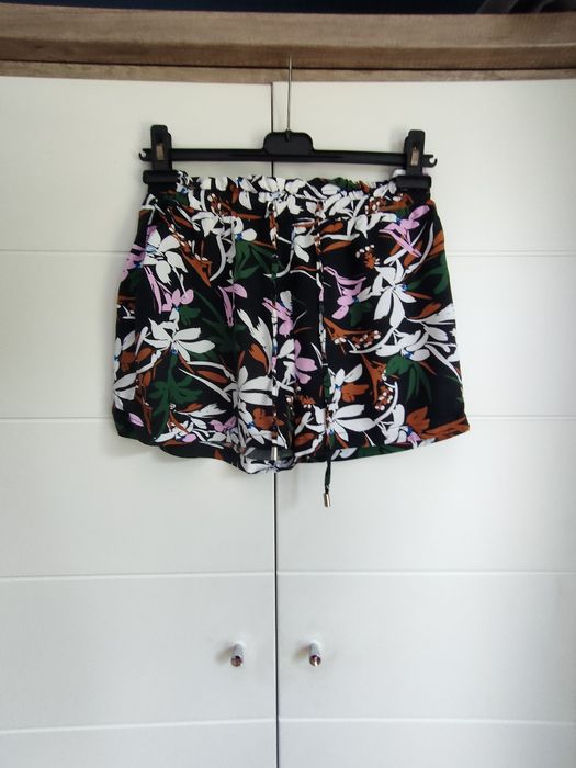 Spodenki Primark 38