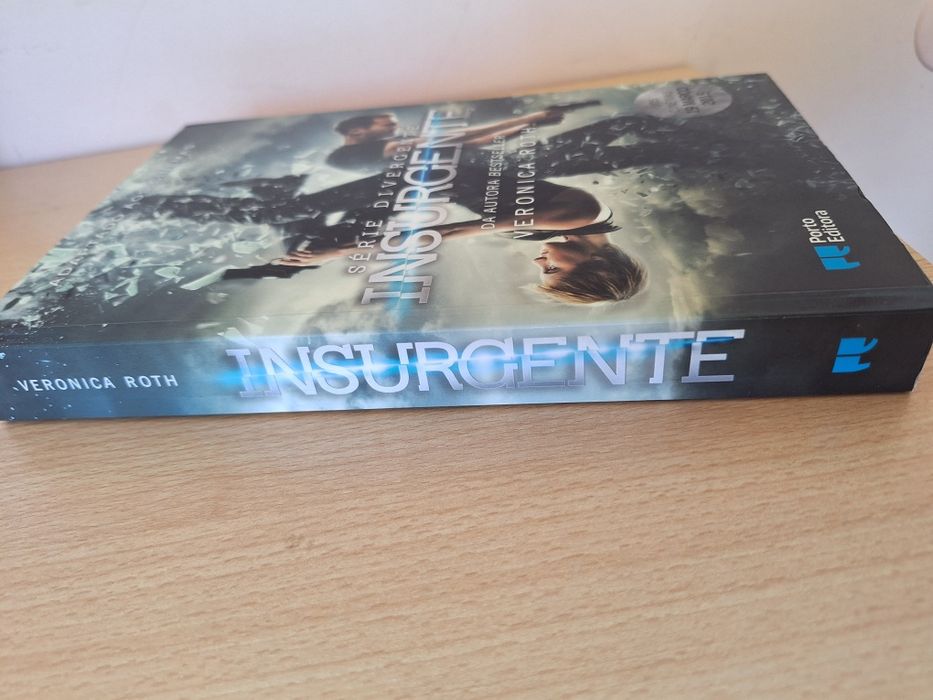 Livro "Insurgente"