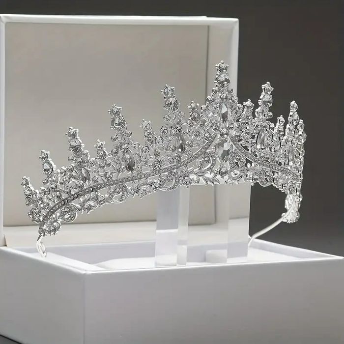 Діадема,корона єлегантна