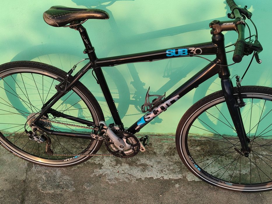 Bicicleta Scott sub 30