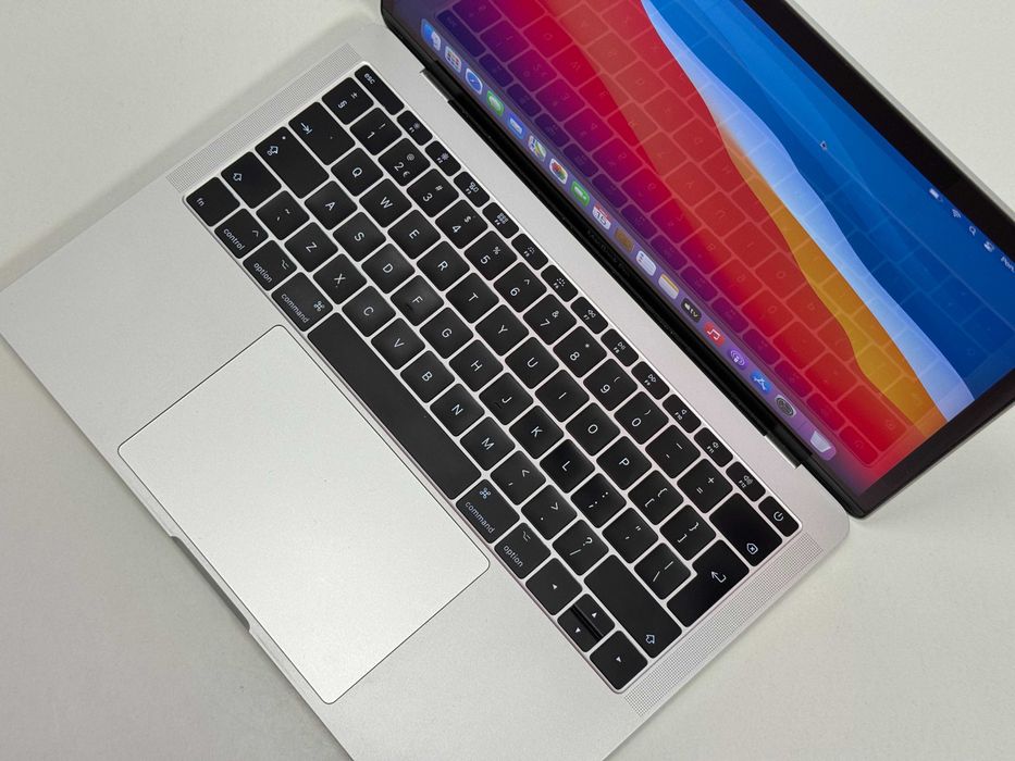 MacBook Pro 13 2017 i5 Nowa Bateria 8GB RAM 256GB SSD Gwarancja
