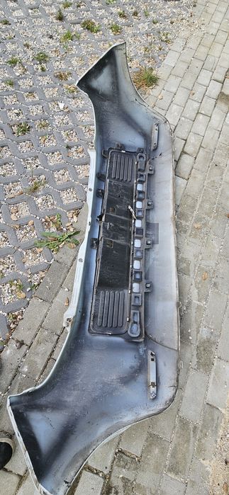 Pára-choques traseiro RENAULT TWINGO III