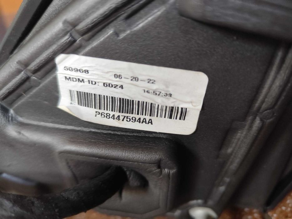 Dodge RAM lusterko prawe chrom 2019-24