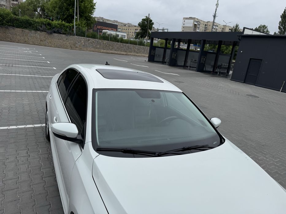 Volkswagen jetta 2015 года