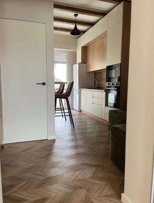 Продаж дизайнерської однокімнатної на набережній | Центр