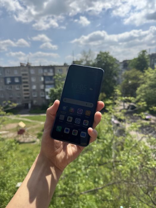 Honor 20 6/128Gb