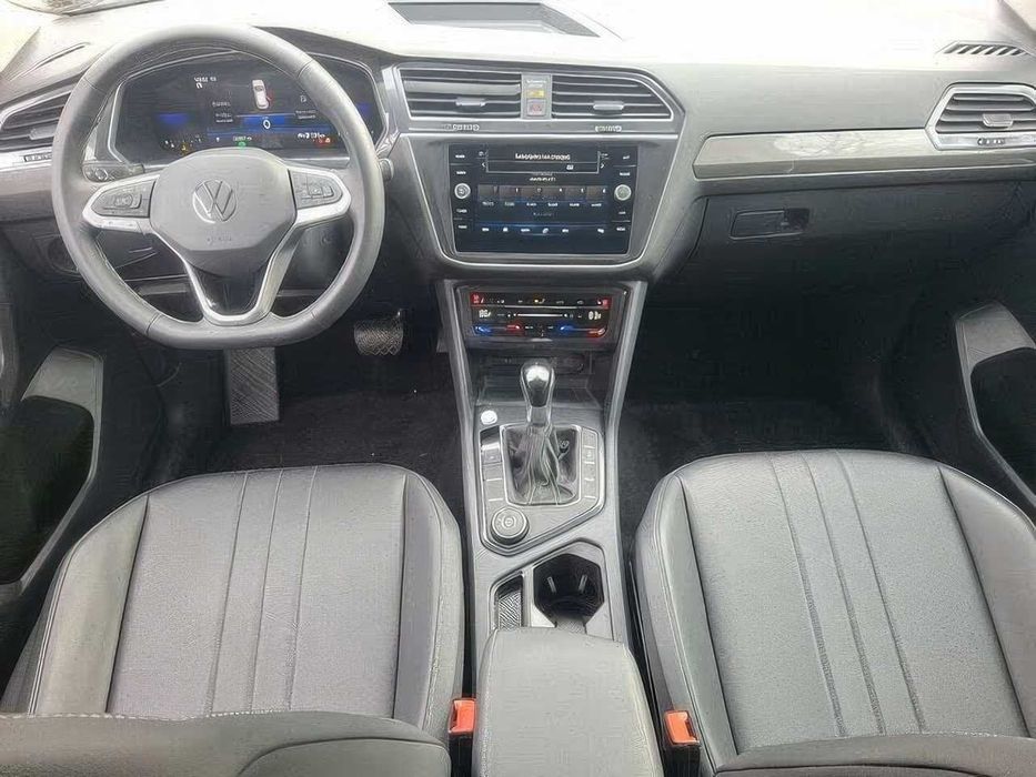 Volkswagen Tiguan SE 4Motion      2023