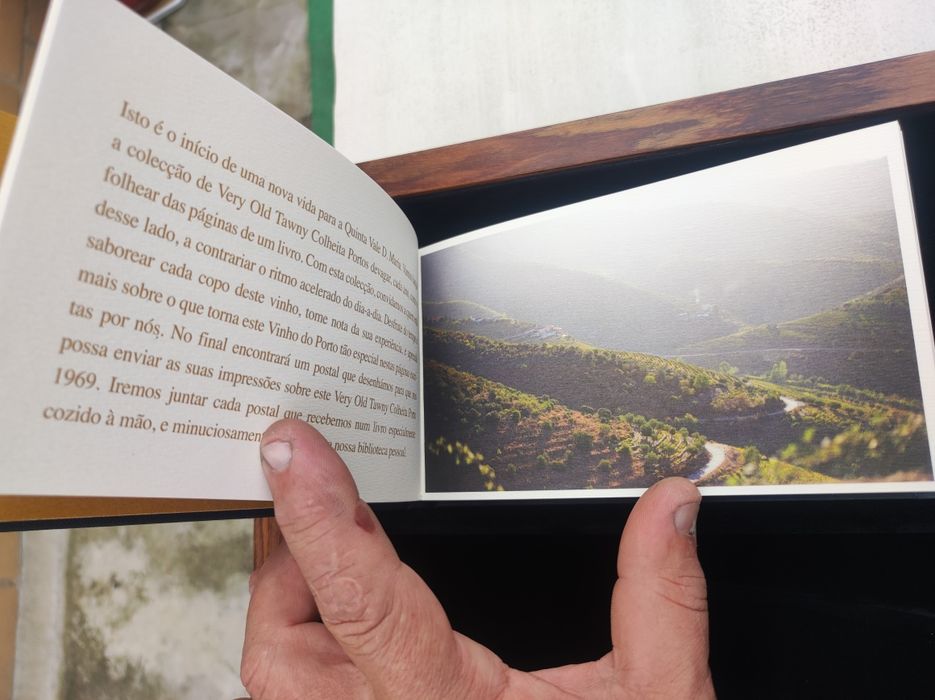 Caixa de vinho do Porto vale Dona Antónia 1969