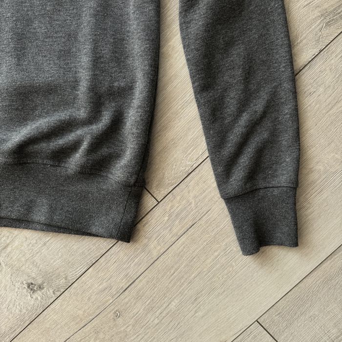 ciemnoszara bluza crewneck givenchy paris highend designer M