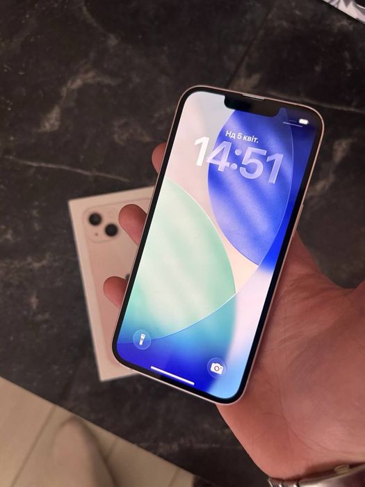 Продам айфон/aphone 13 128 ГБ памʼяті