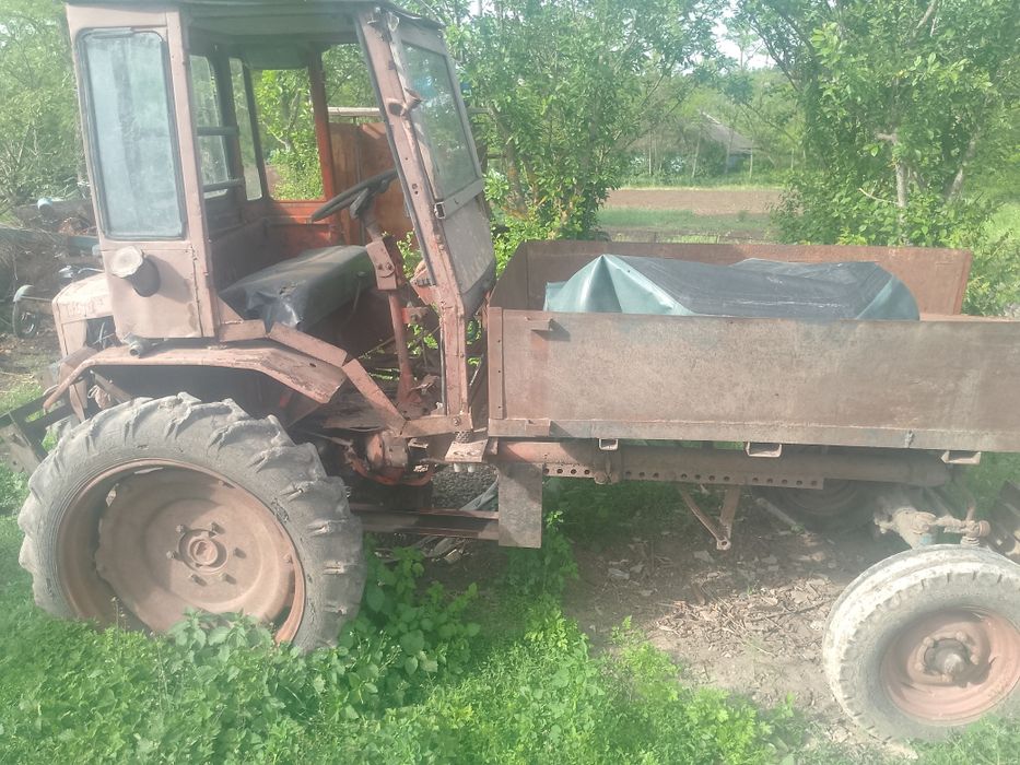 Продам трактор т16