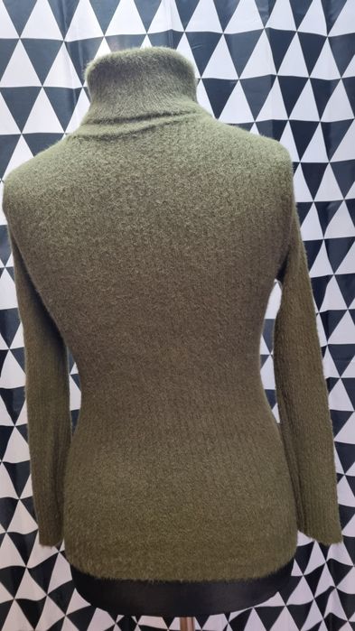 Ciepły golf made in italy 42