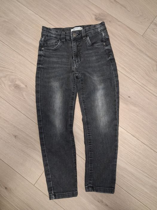 Reserved jeansowe spodnie chlopiece 122cm