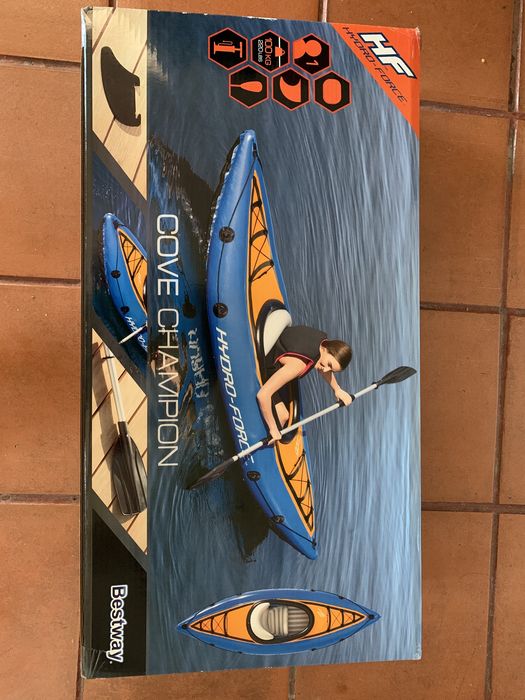 Vendo Kayak Cove Champion Novo