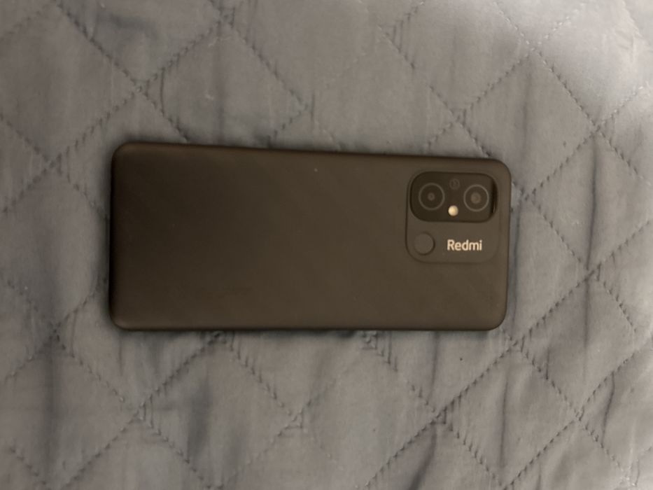 Telemovel xiaomi redimi, em otimo estado, pouco uso.  Negociavel !