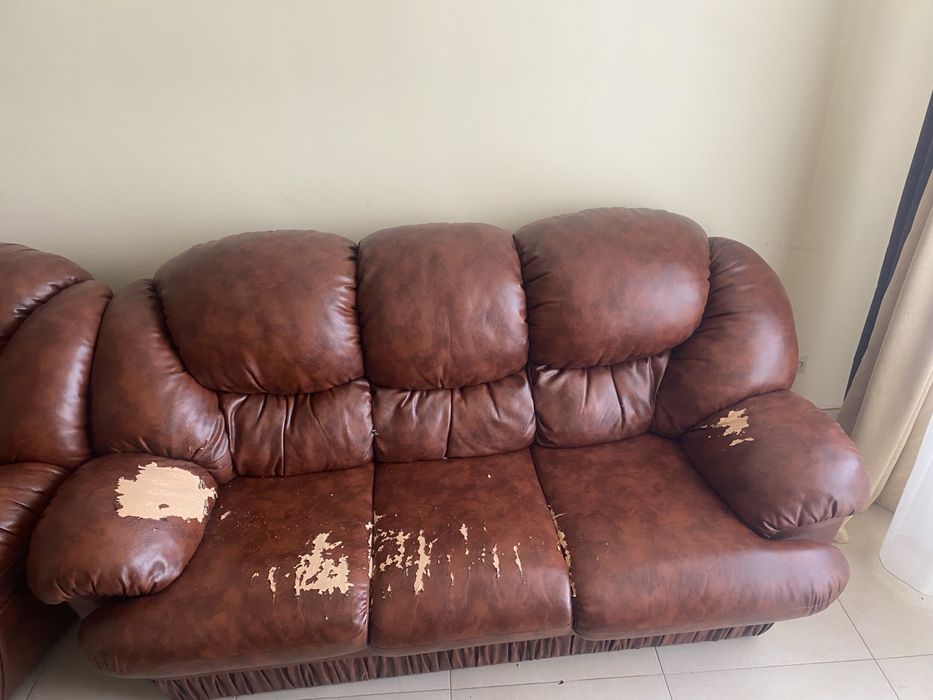 Диван розкладний з двома кріслами