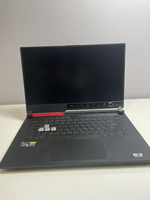 Laptop Asus rog strix