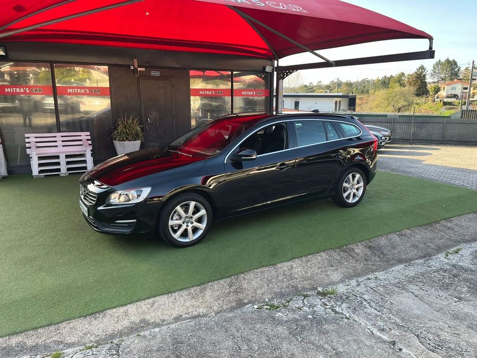 Volvo V60 2.0 D2 Momentum Drive