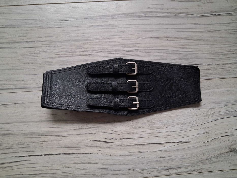 Pas do talii, czarny