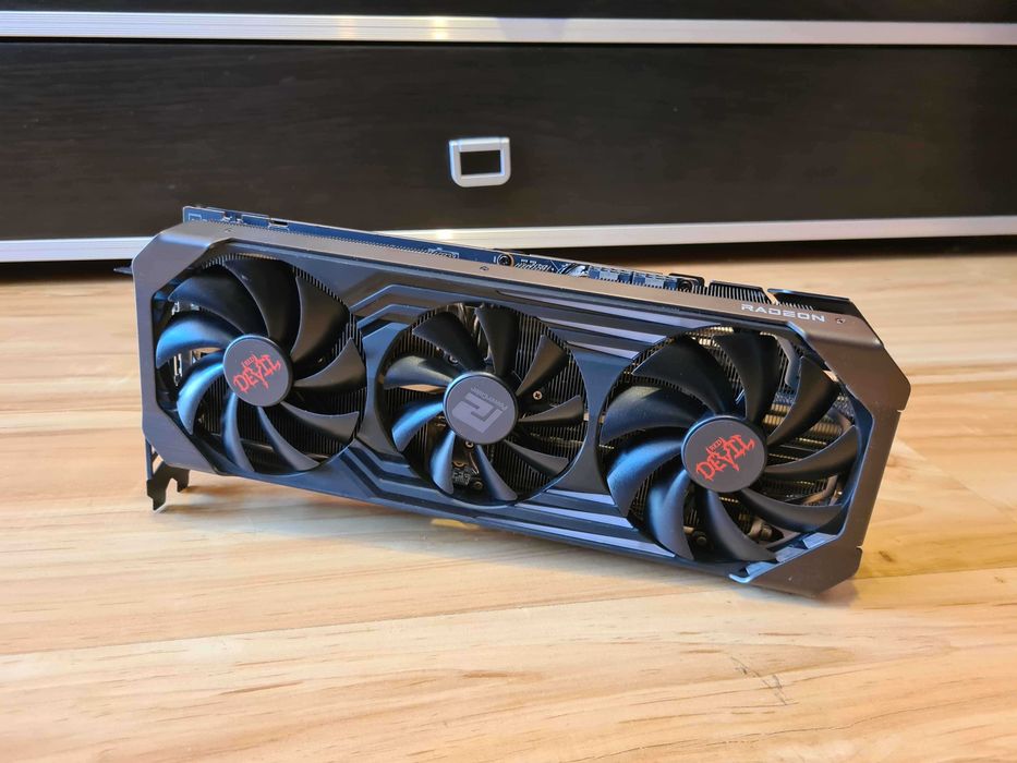 Radeon RX 6700XT 12GB Red Devil