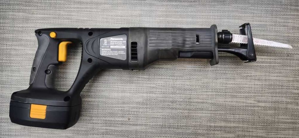 Panasonic EY3544 сабельная пила Made in Japan!
