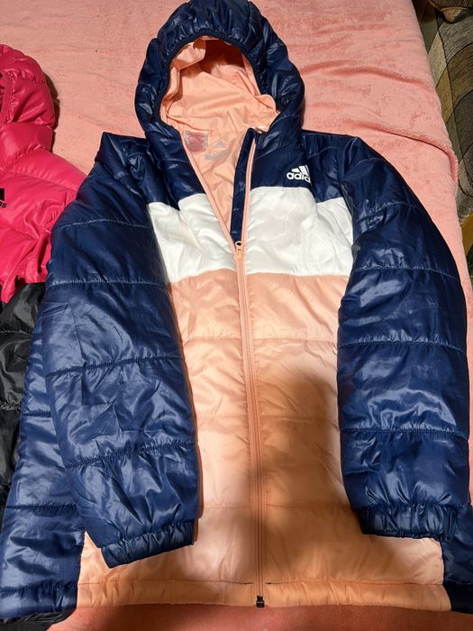 Продам теплые куртки adidas