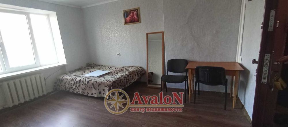 Продам комнату в коммунальной квартире. Ремонт. 8500 у.е.