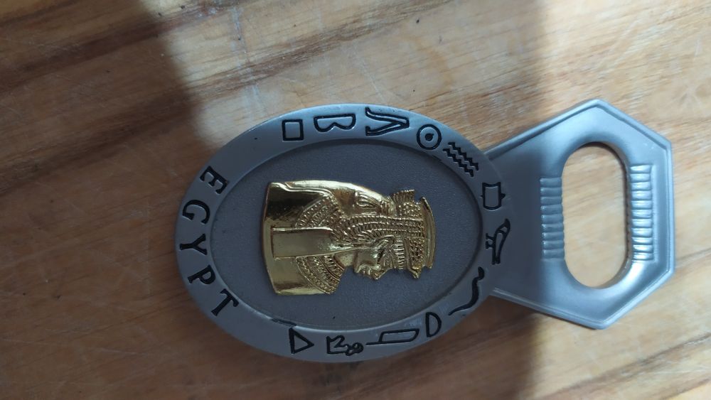 Пепельница, открывалка для бутылок, Египет