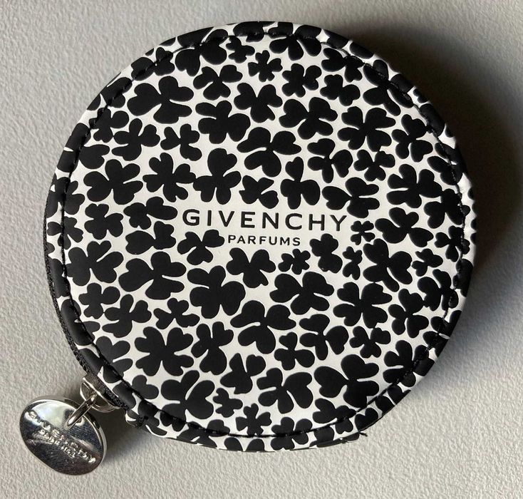 Bolsinha Givenchy Parfums
