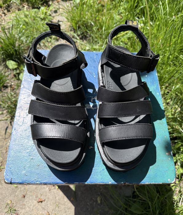 Сандалі Dr.Martens Blaire