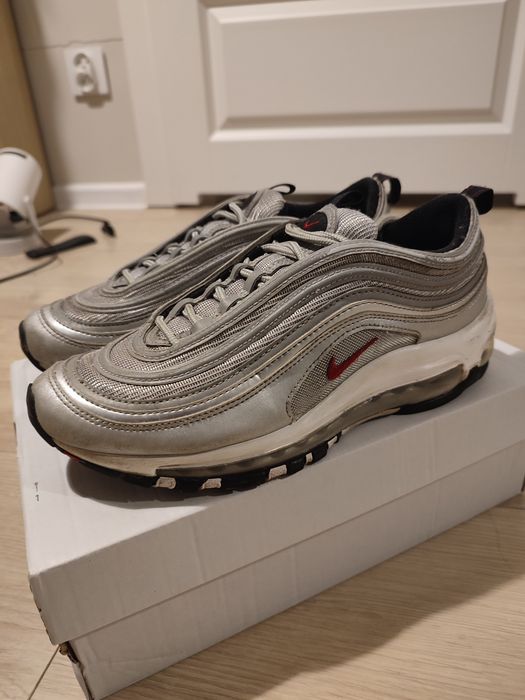 Buty sportowe odblaskowe Nike 39