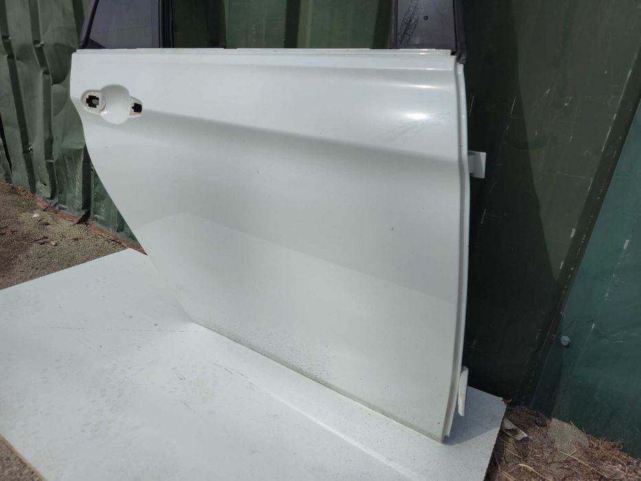 Porta traseira trás direita BMW Serie 3 F31 Carrinha (2012 a 2019)