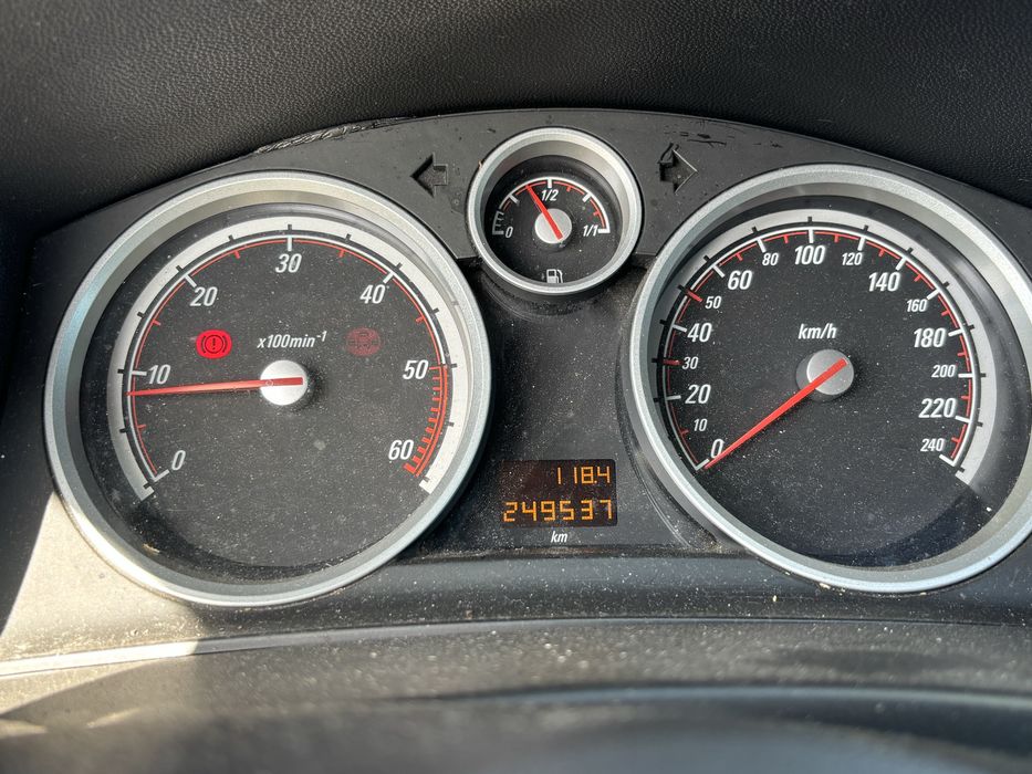 Opel Astra GTC 1.7 CDTI 125cv | 2007