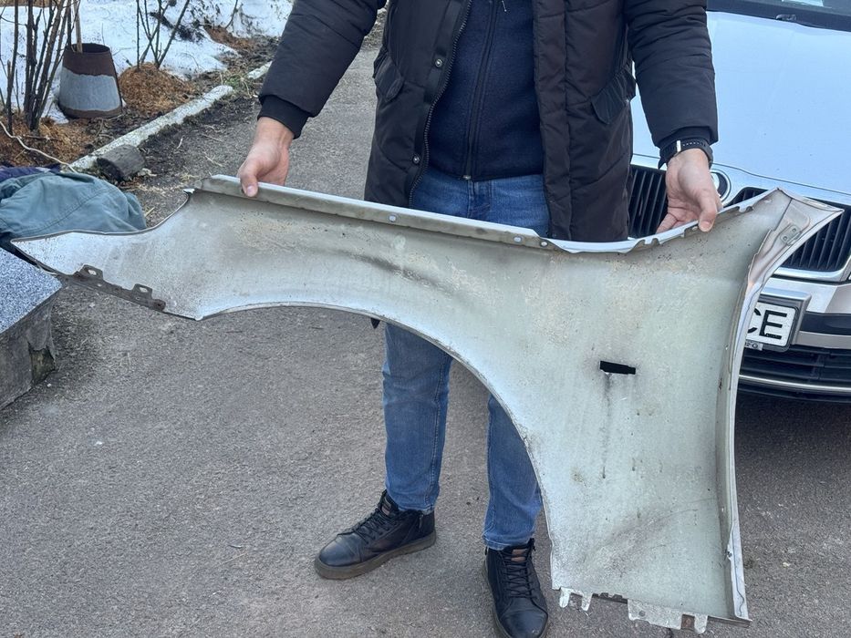 Крило BMW E60, E61