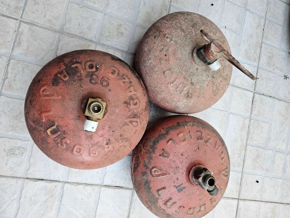 Botijas de Gás LusoGás Antigas – Vintage / Coleção