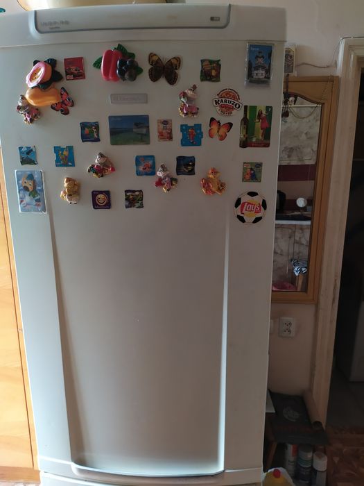 Холодильник Electrolux