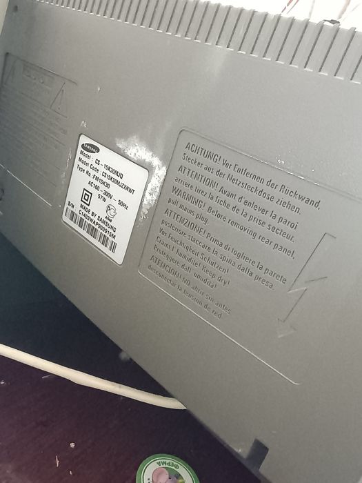 Подарую Телевізор Samsung CS-15K30MJQ
