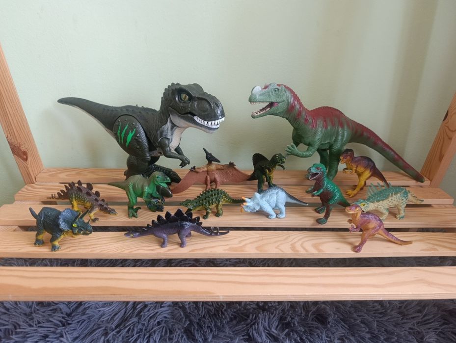 Динозаври два набора