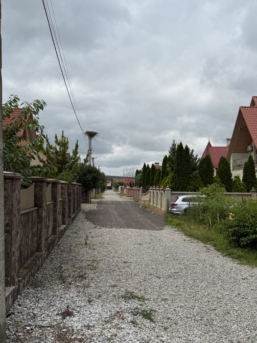 Продається земельна ділянка с. Великий Кучурів