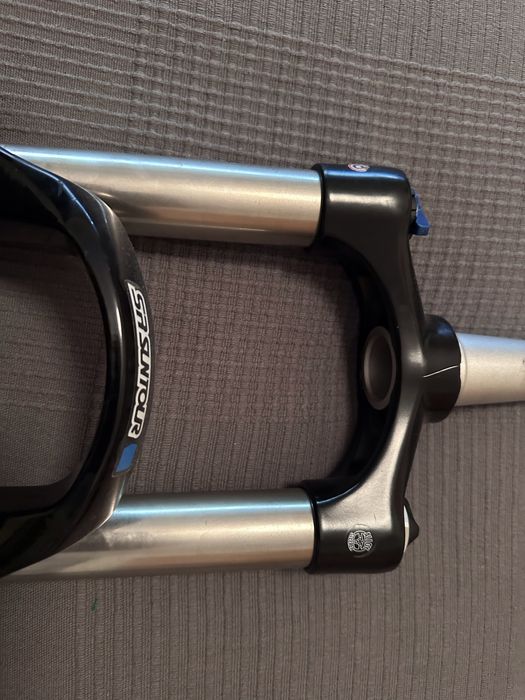 Suspensão SR Suntour XCR34 15x110